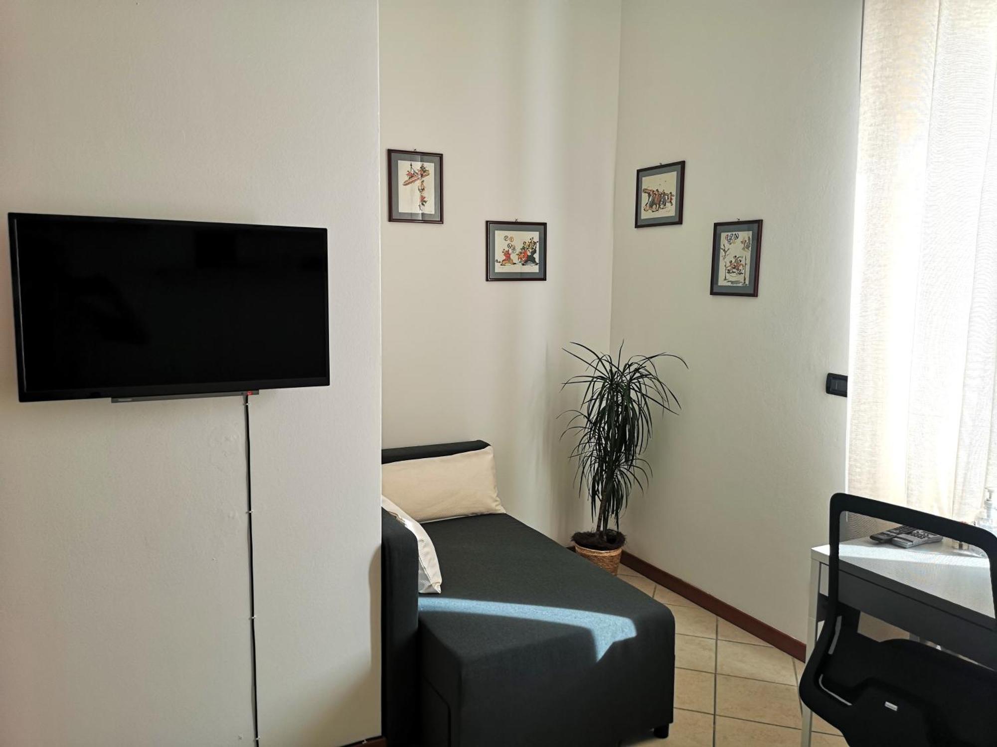 Holiday Apartment - Brescia Centro - Parcheggio Privato المظهر الخارجي الصورة