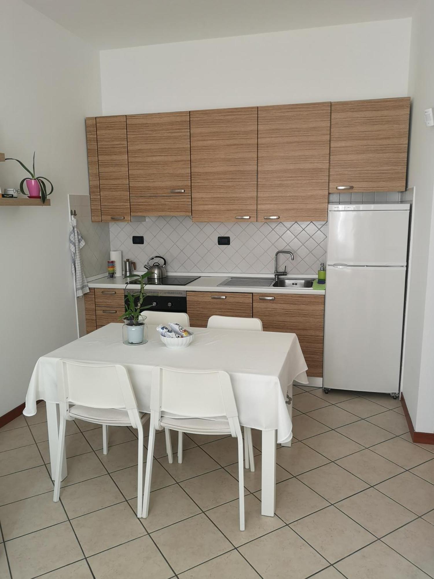 Holiday Apartment - Brescia Centro - Parcheggio Privato المظهر الخارجي الصورة